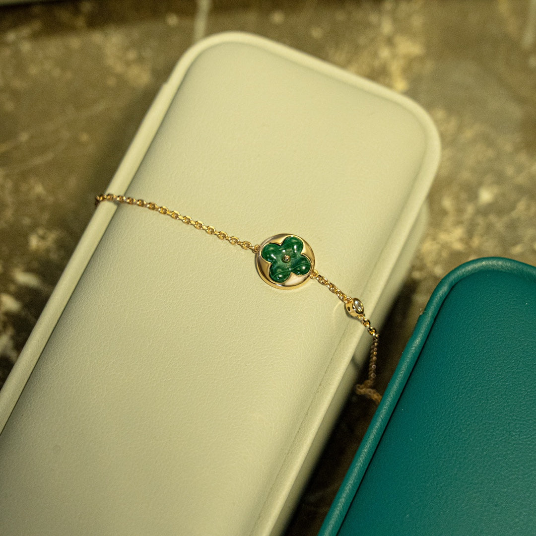 [Love's Uplift]SUN MALACHITE 1 DIAMOND PINK GOLD BRACELET
