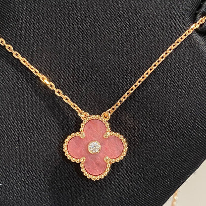 [Love's Uplift]CLOVER 15MM DIAMOND RHODONITE NECKLACE