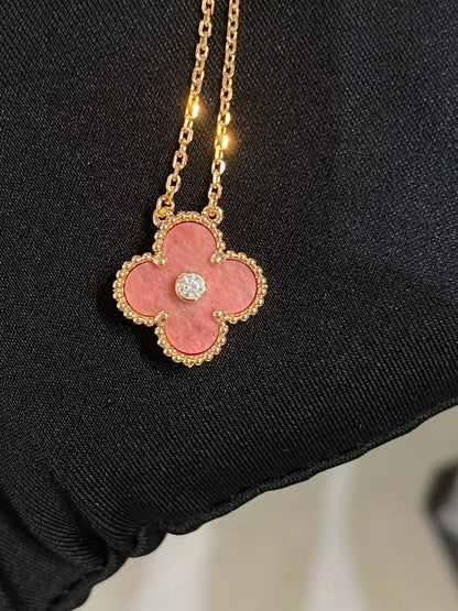 [Love's Uplift]CLOVER 15MM DIAMOND RHODONITE NECKLACE