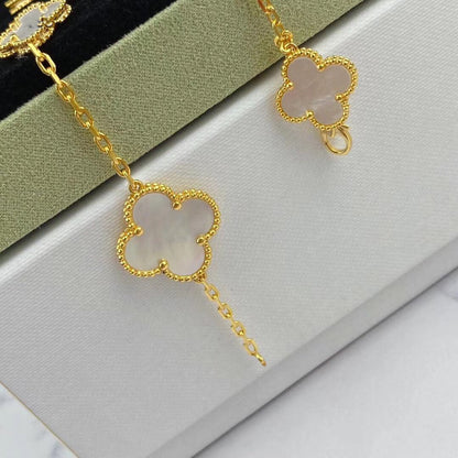 [Love's Uplift]MAGIC CLOVER MOP GOLD BRACELET 5 MOTIFS