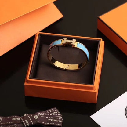 [Love's Uplift]H CLOUD BLUE BRACELET GOLD DIAMOND