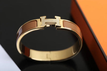 [Love's Uplift]H BRACELET GOLD DIAMOND