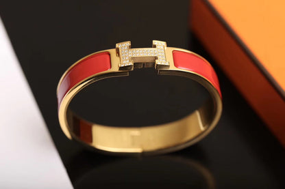 [Love's Uplift]H BRACELET GOLD DIAMOND