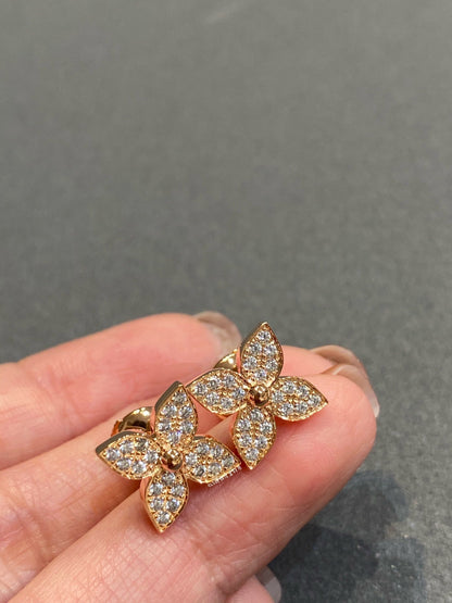 [Love's Uplift]STAR DIAMOND EARRINGS