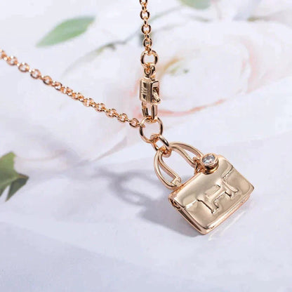 [Love's Uplift]AMULETTE PEDANT ROSE GOLD NECKLACE