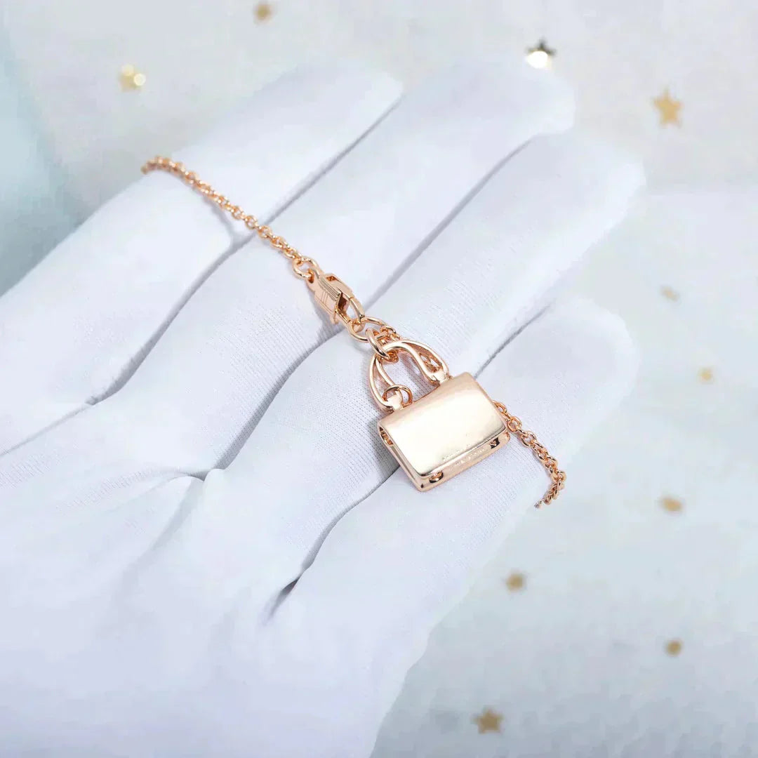 [Love's Uplift]AMULETTE PEDANT ROSE GOLD NECKLACE