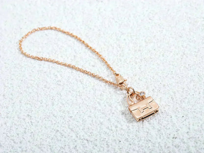 [Love's Uplift]AMULETTE PEDANT ROSE GOLD NECKLACE