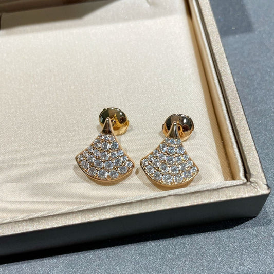 [Love's Uplift]DREAM STUD EARRINGS DIAMOND