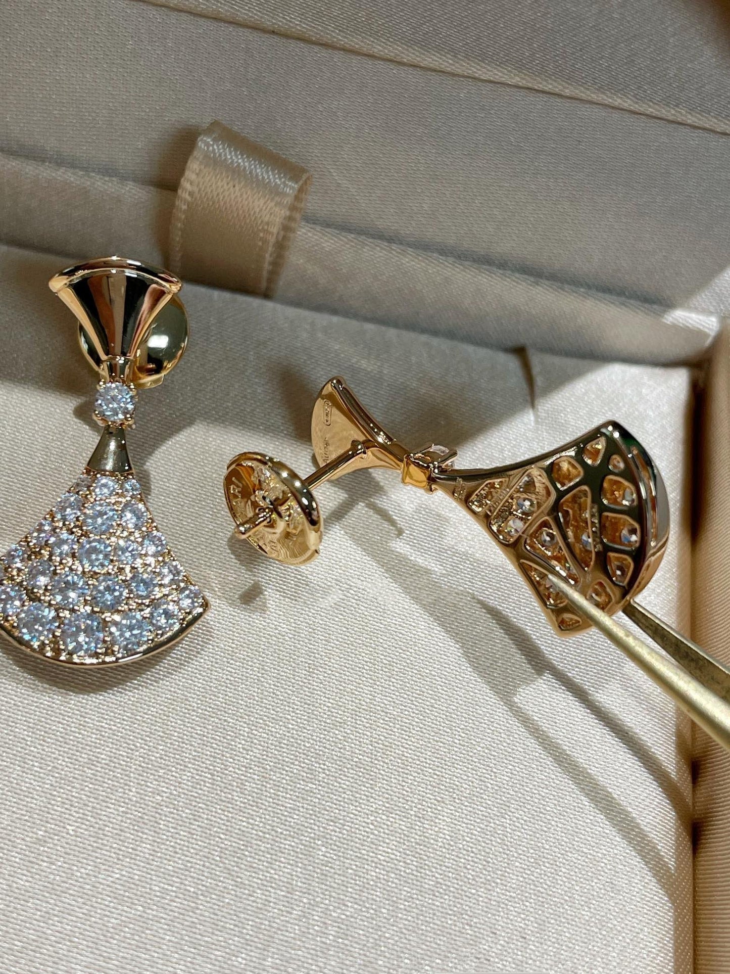 [Love's Uplift]DREAM EARRINGS DIAMOND