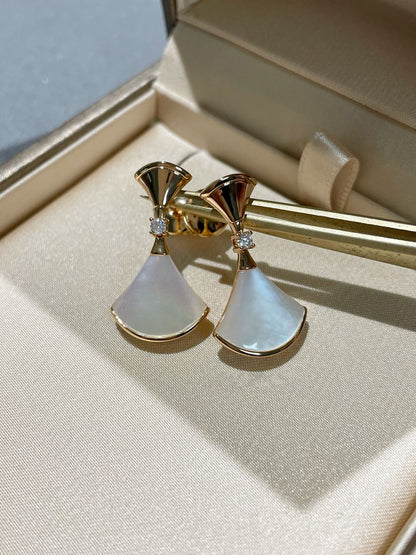 [Love's Uplift]DREAM MOP 1 DIAMOND EARRINGS