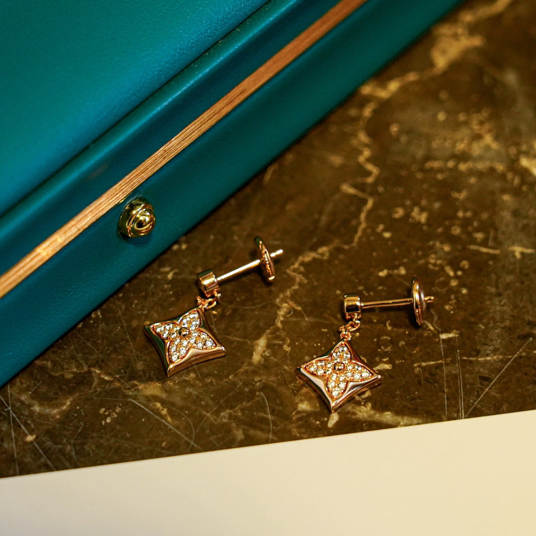 [Love's Uplift]STAR DIAMONDS EARRINGS GOLD
