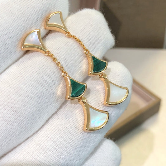 [Love's Uplift]DREAM EARRINGS 3 MOTIFS MALACHITE MOP PINK GOLD