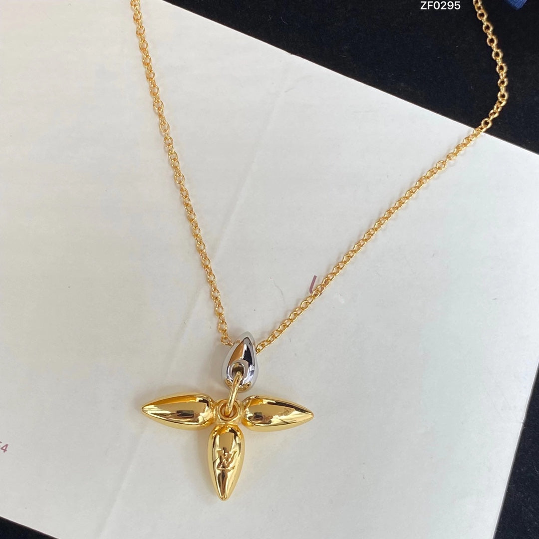 [Love's Uplift]LOUISETTE PEDANT GOLD NECKLACE