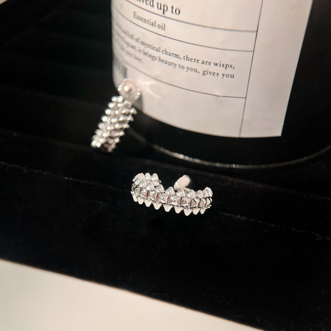 [Love's Uplift]CLASH EARRINGS