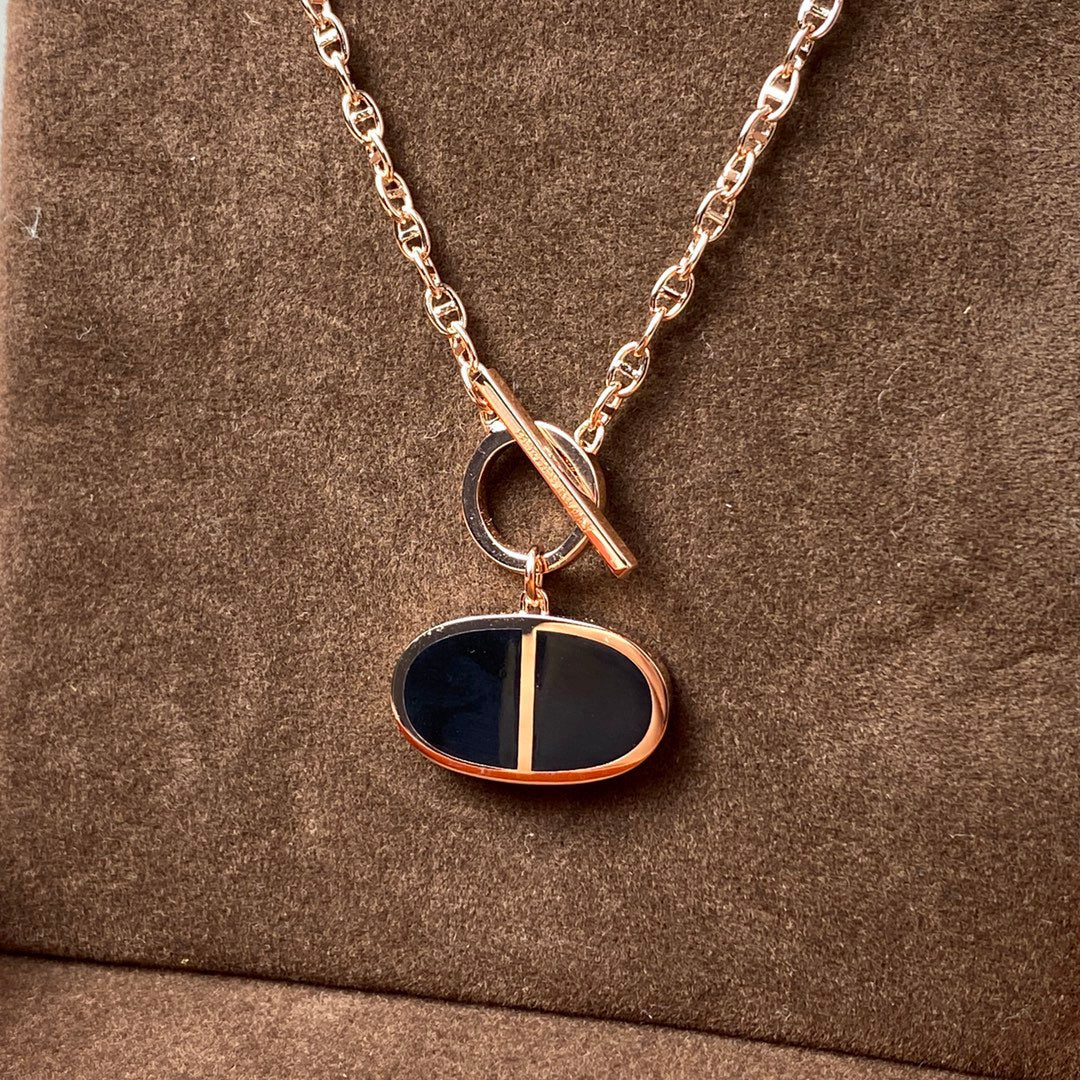 [Love's Uplift]CHAINE VERSO BLACK CERAMIC NECKLACE