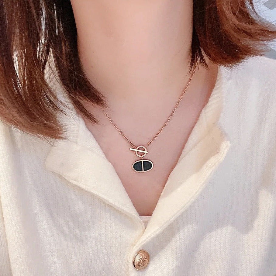[Love's Uplift]CHAINE VERSO BLACK CERAMIC NECKLACE
