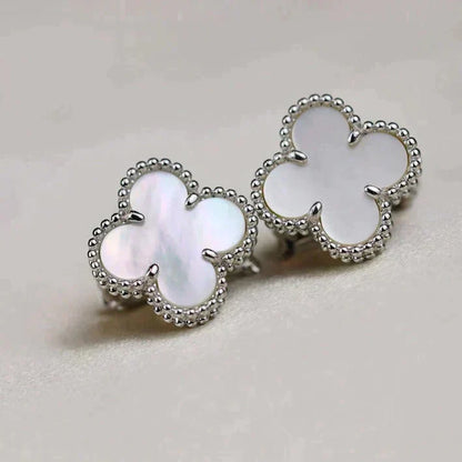 [Love's Uplift]CLOVER MEDIUM 1 MOTIFS  WHITE MOP EARRINGS SILVER