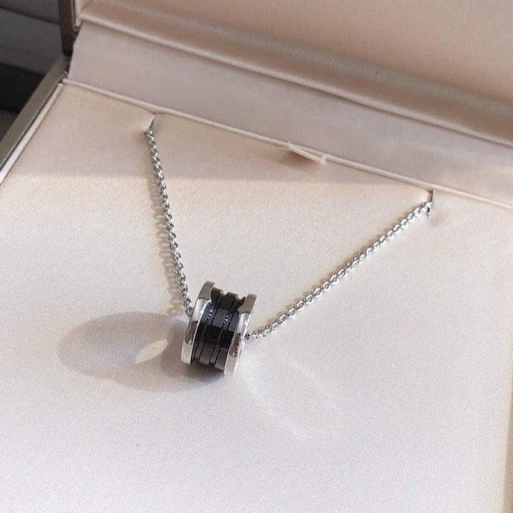 [Love's Uplift]ZERO 1 BLACK CERAMIC SILVER NECKLACE
