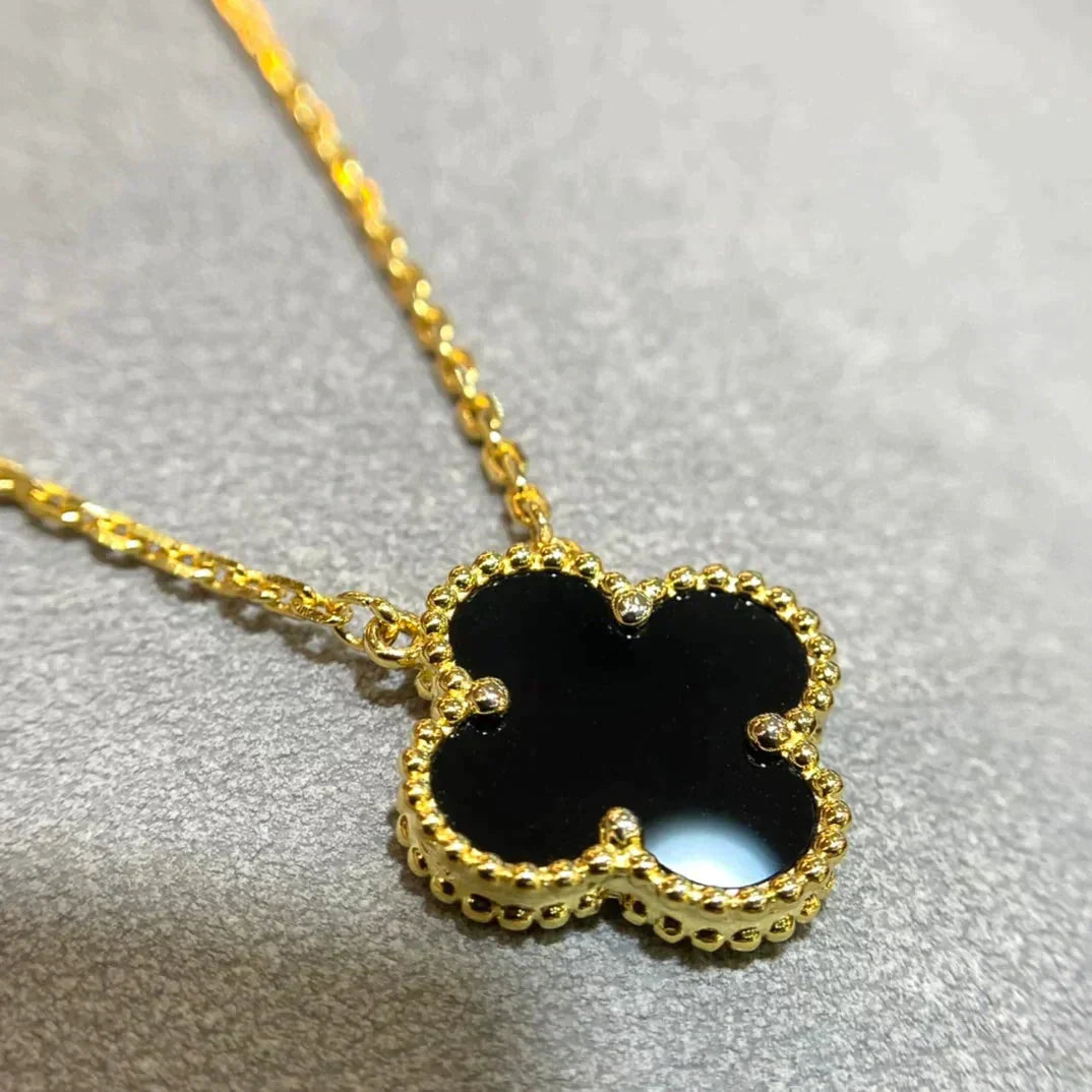[Love's Uplift]CLOVER 15MM BLACK ONYX SINGLE FLOWER NECKLACE