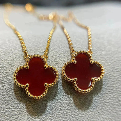 [Love's Uplift]CLOVER 15MM CARNELIAN SINGLE FLOWER NECKLACE
