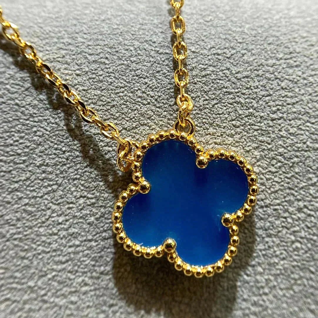 [Love's Uplift]CLOVER 15MM BLUE AGATE NECKLACE