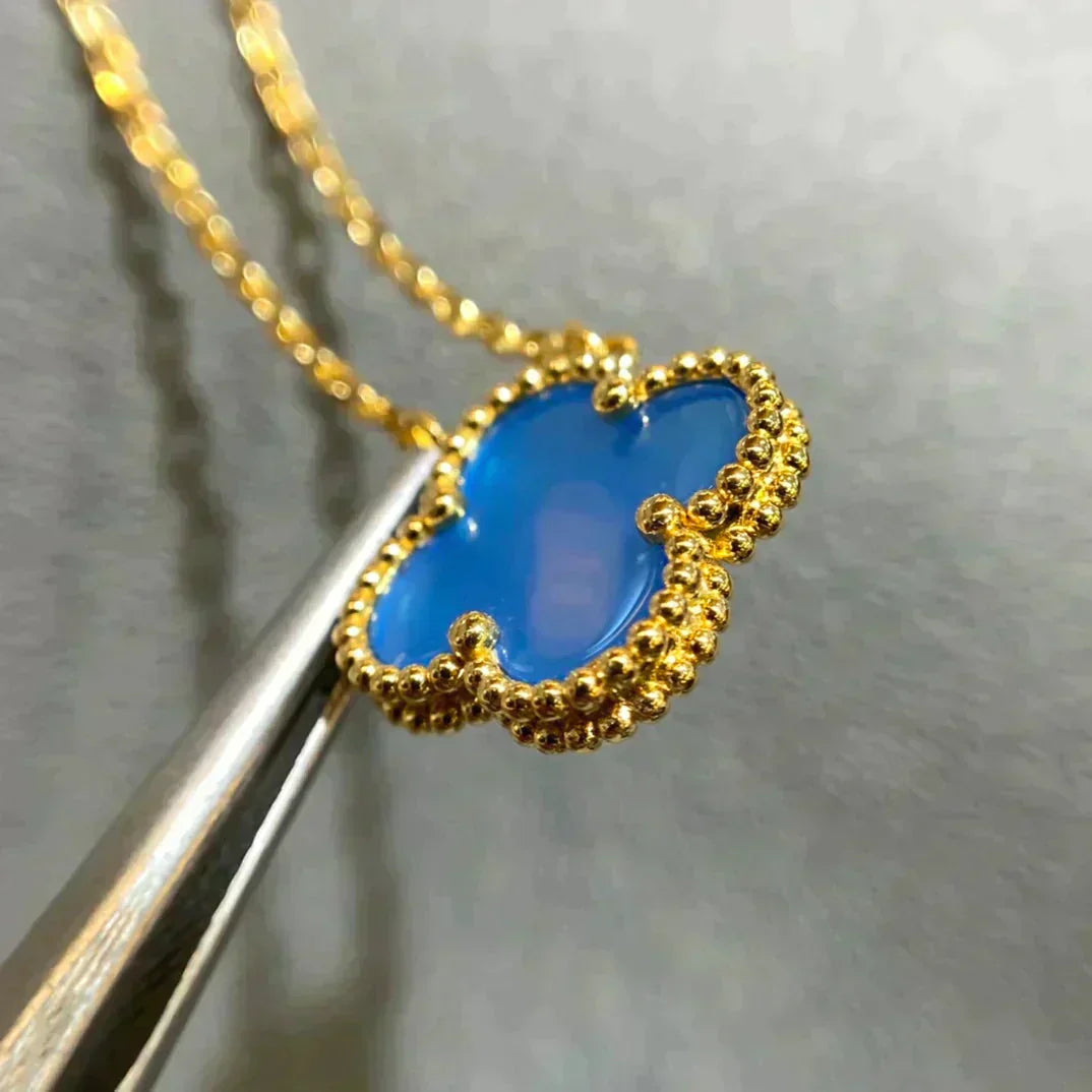 [Love's Uplift]CLOVER 15MM BLUE AGATE NECKLACE