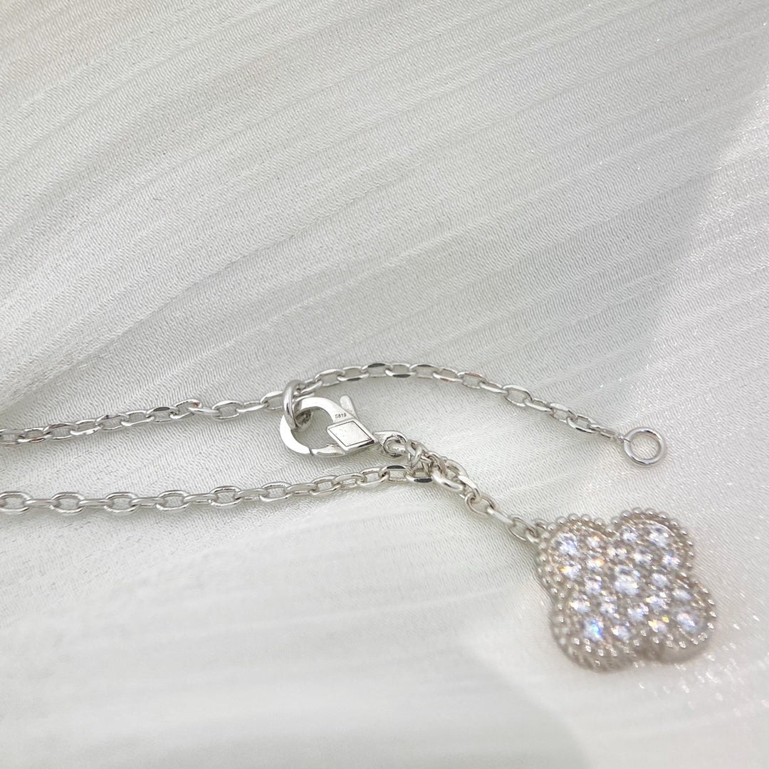 [Love's Uplift]CLOVER 5 MOTIFS SILVER DIAMONDS NECKLACE