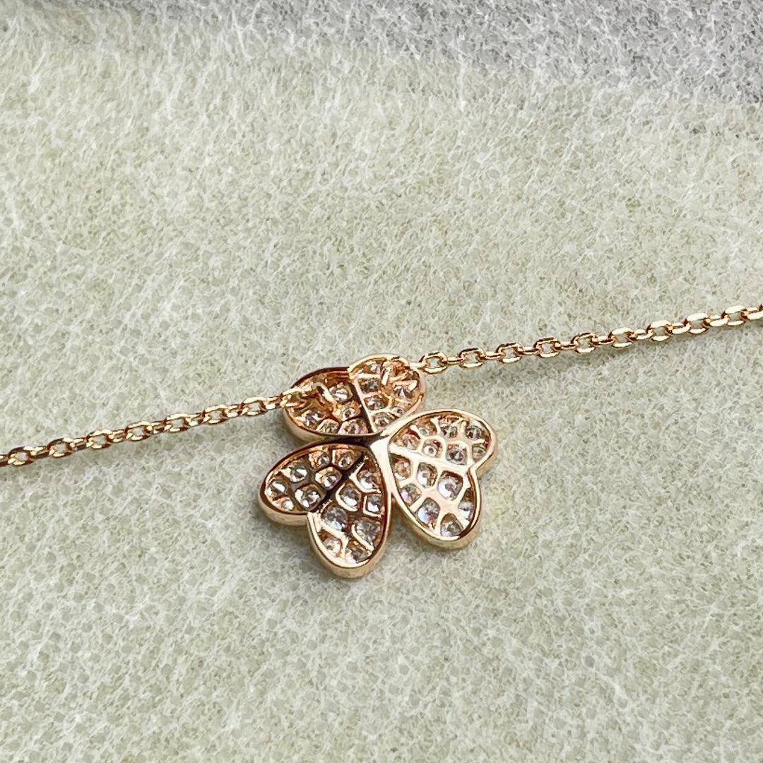 [Love's Uplift]FLOWER DIAMOND NECKLACE