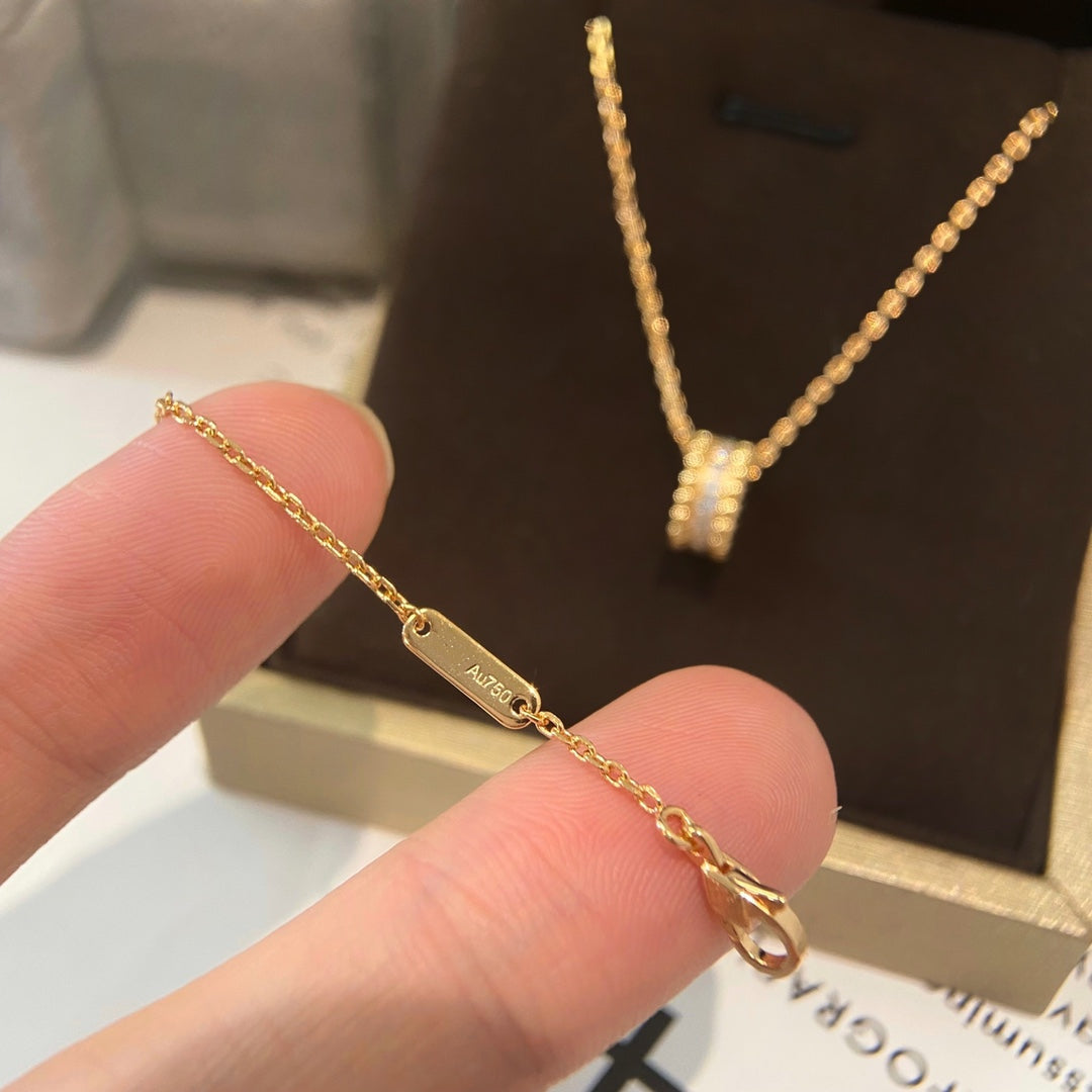 [Love's Uplift]PERLEE DIAMOND NECKLACE