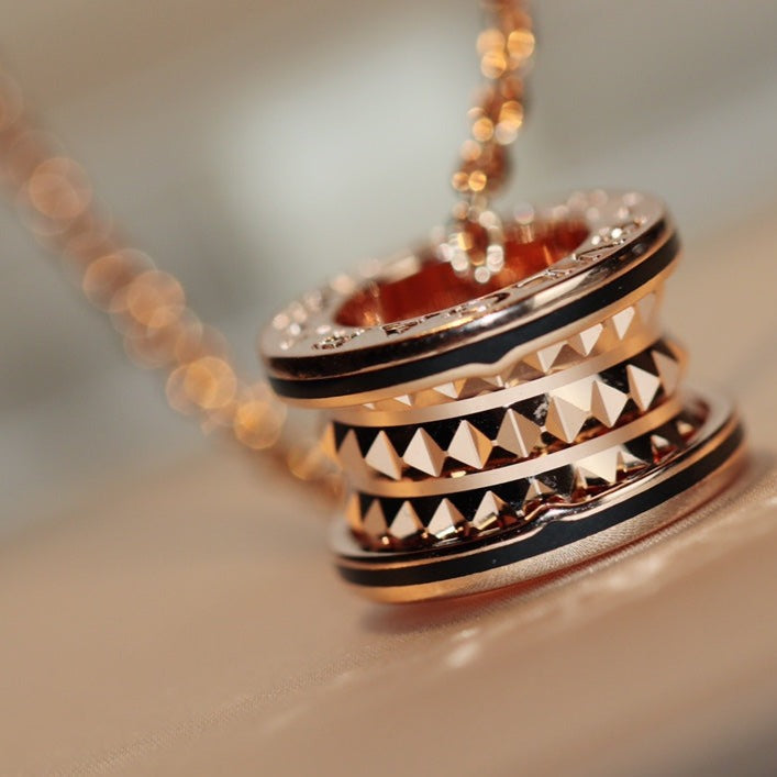 [Love's Uplift]ZERO 1 ROCK PEDANT PINK GOLD BLACK NECKLACE