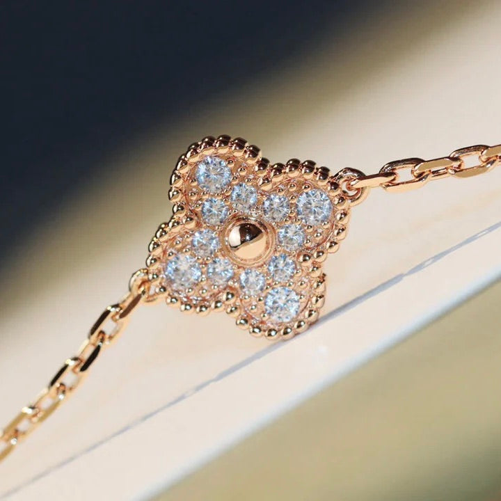 [Love's Uplift]CLOVER 20 MOTIFS LASER DIAMOND NECKLACE