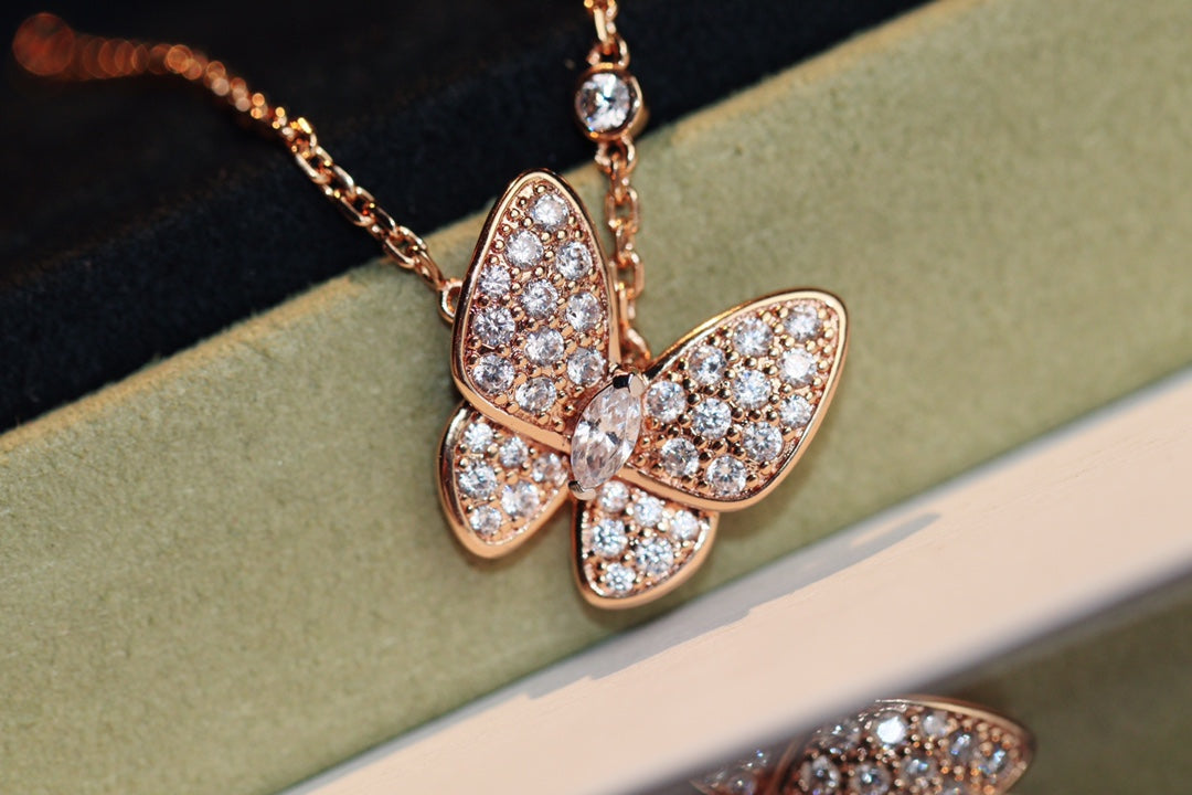 [Love's Uplift]BUTTERFLY DIAMOND NECKLACE