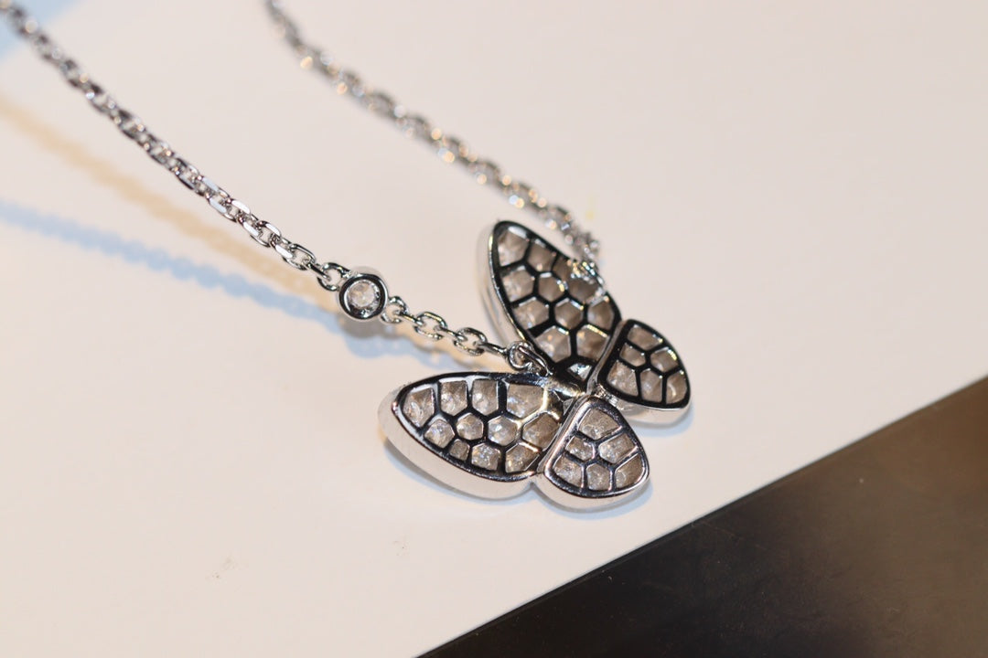 [Love's Uplift]BUTTERFLY DIAMOND NECKLACE