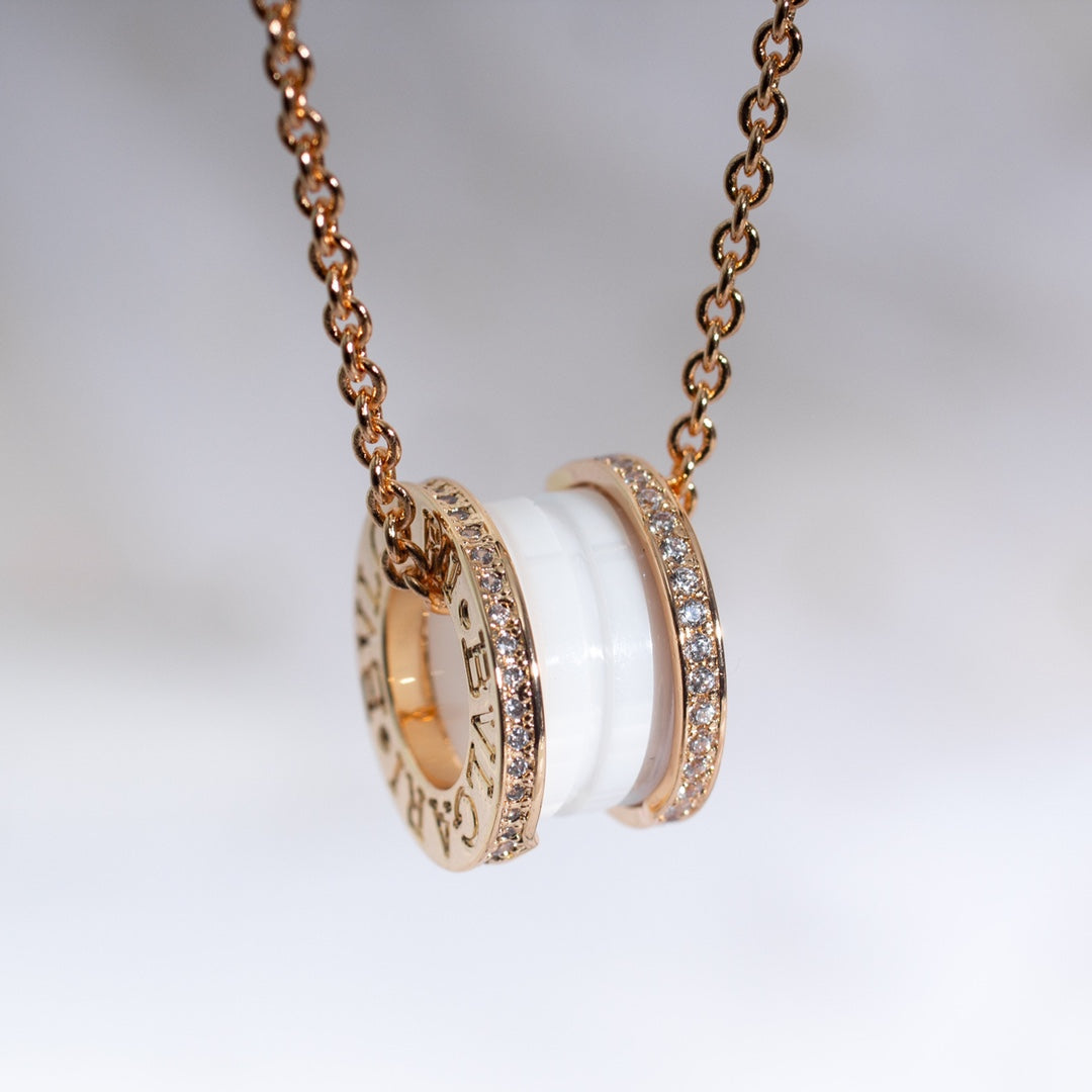 [Love's Uplift]ZERO 1 WHITE CERAMIC PINK GOLD DIAMOND NECKLACE