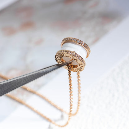 [Love's Uplift]ZERO 1 WHITE CERAMIC PINK GOLD DIAMOND NECKLACE
