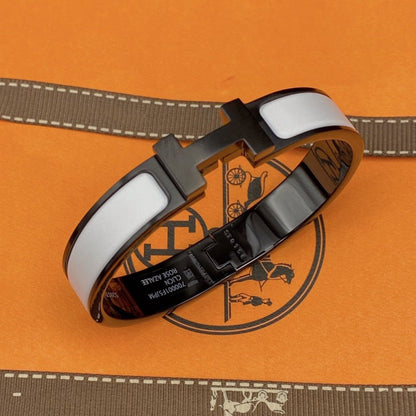 [Love's Uplift]H BRACELET 12MM BLACK WHITE CERAMIC