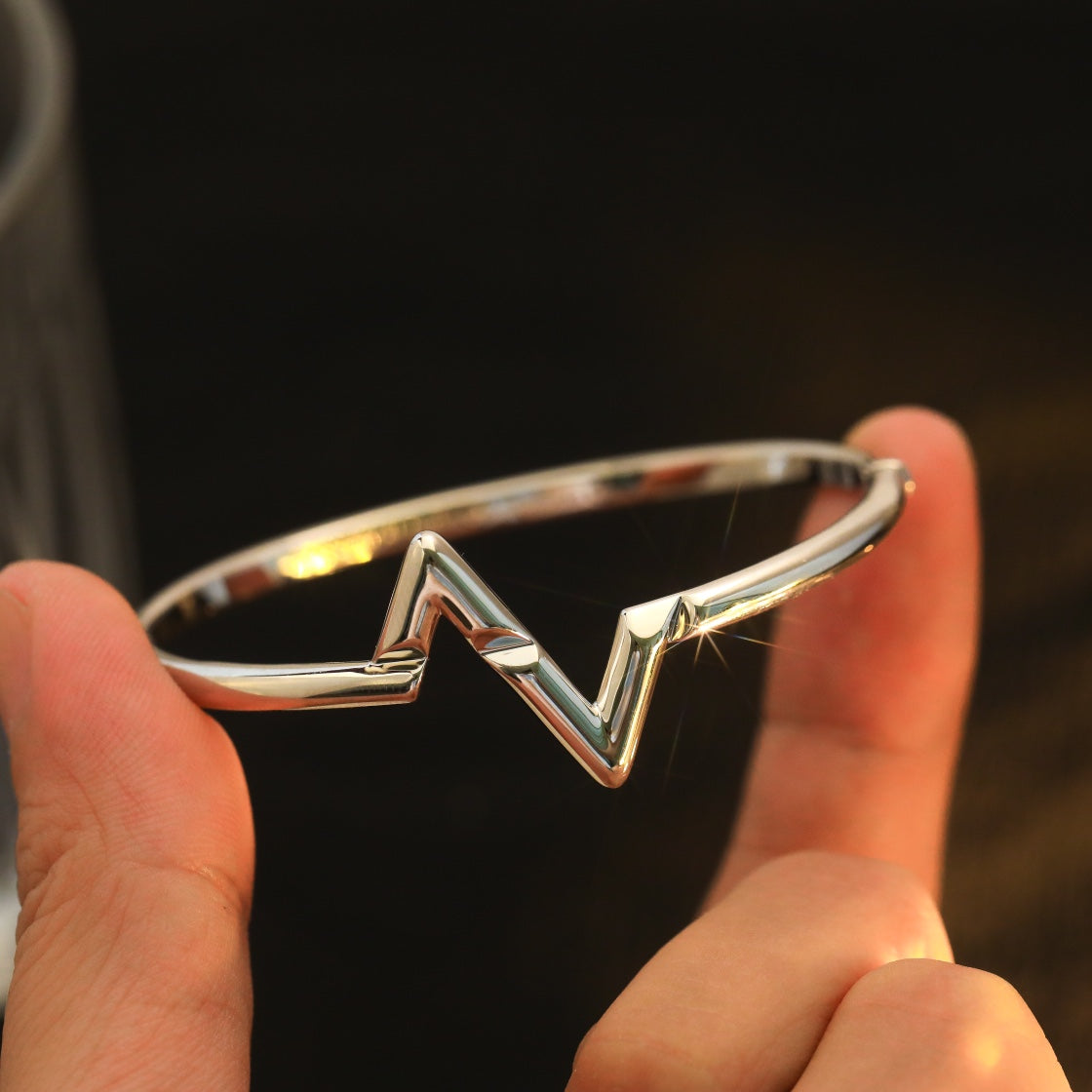 [Love's Uplift]VOLTE UPSITE DOWN BRACELET