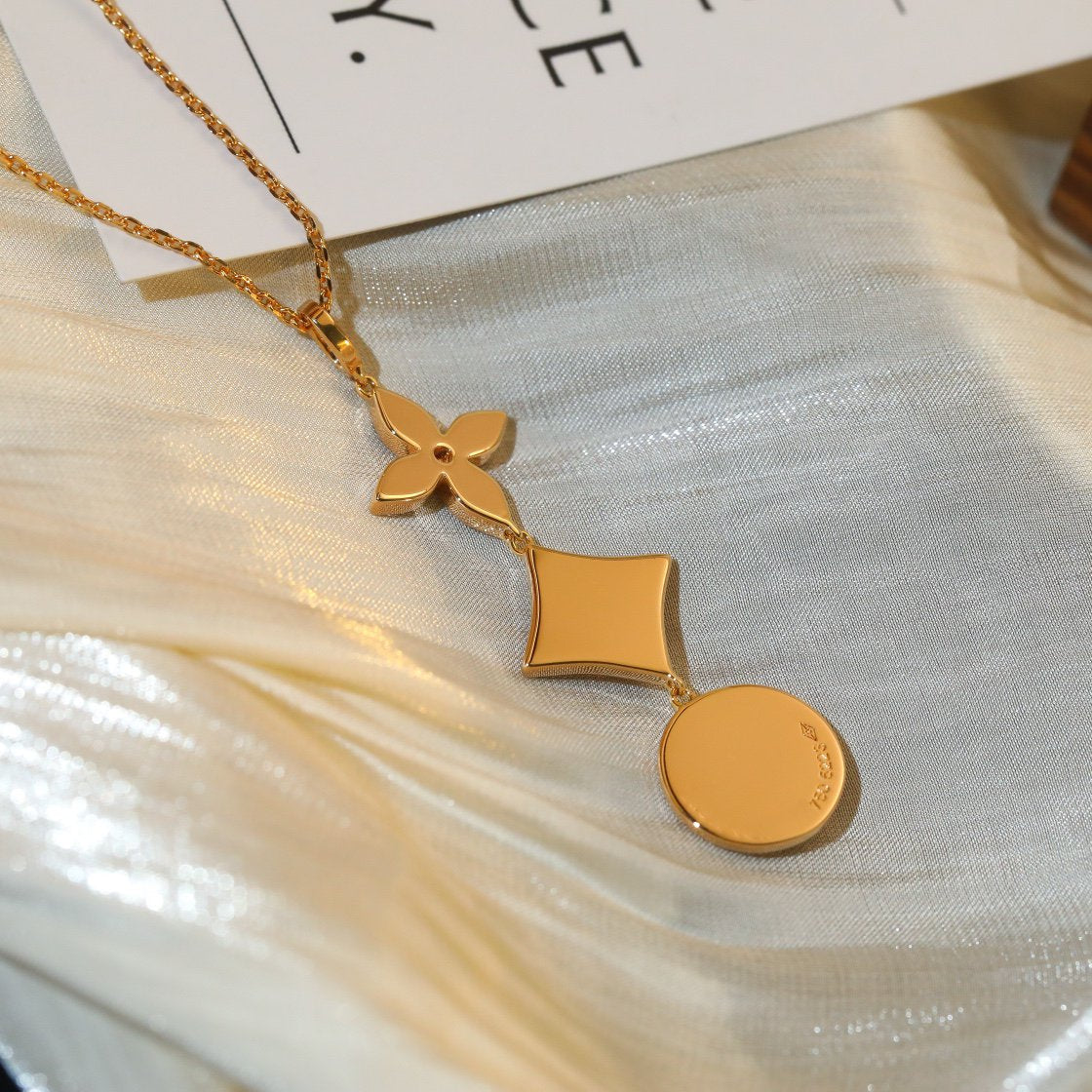 [Love's Uplift]STAR AND SUN DIAMOND PINK GOLD NECKLACE