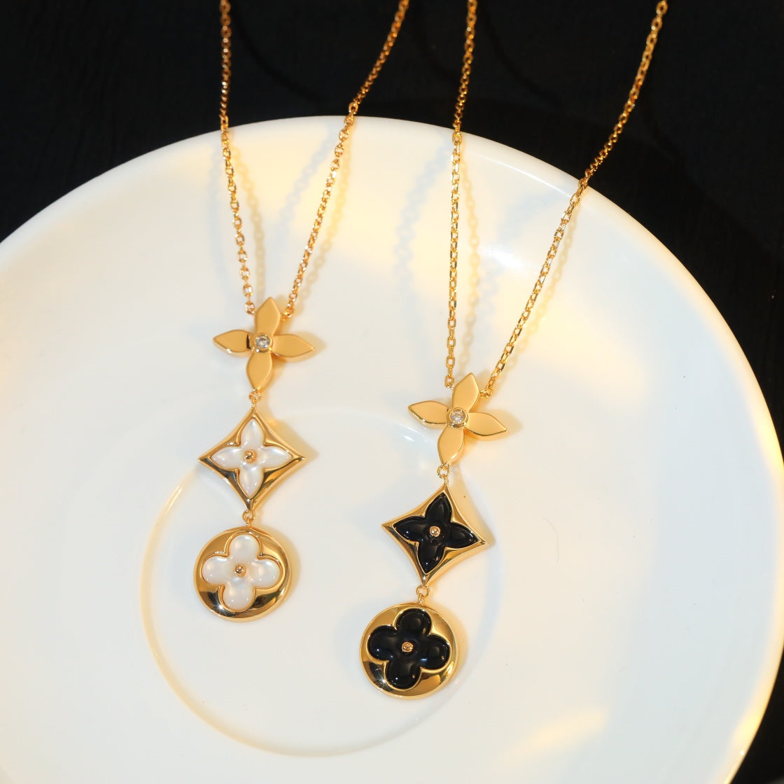 [Love's Uplift]STAR AND SUN ONYX PINK GOLD NECKLACE