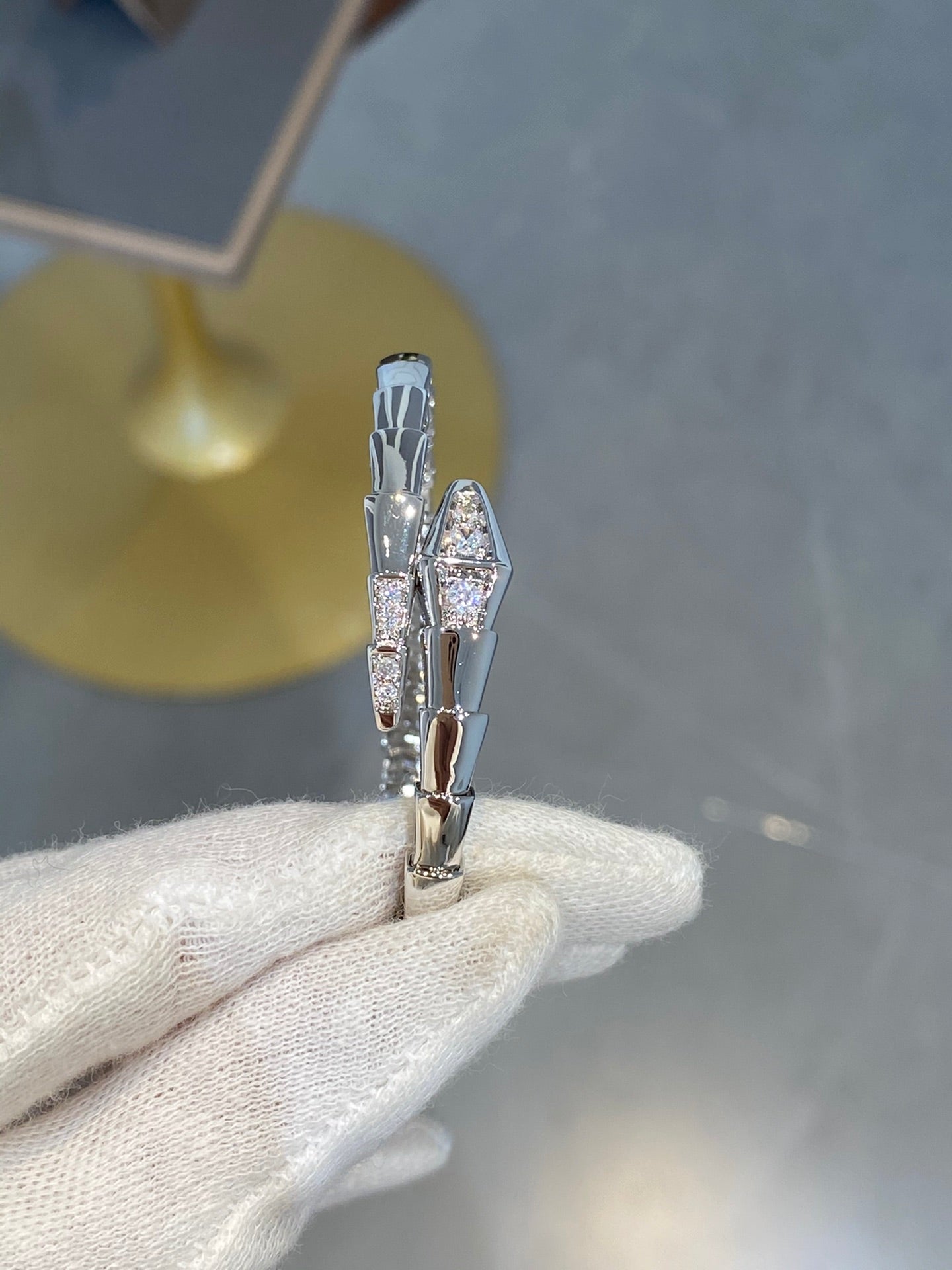 [Love's Uplift]SERPENTI BRACELET DIAMONDS SILVER