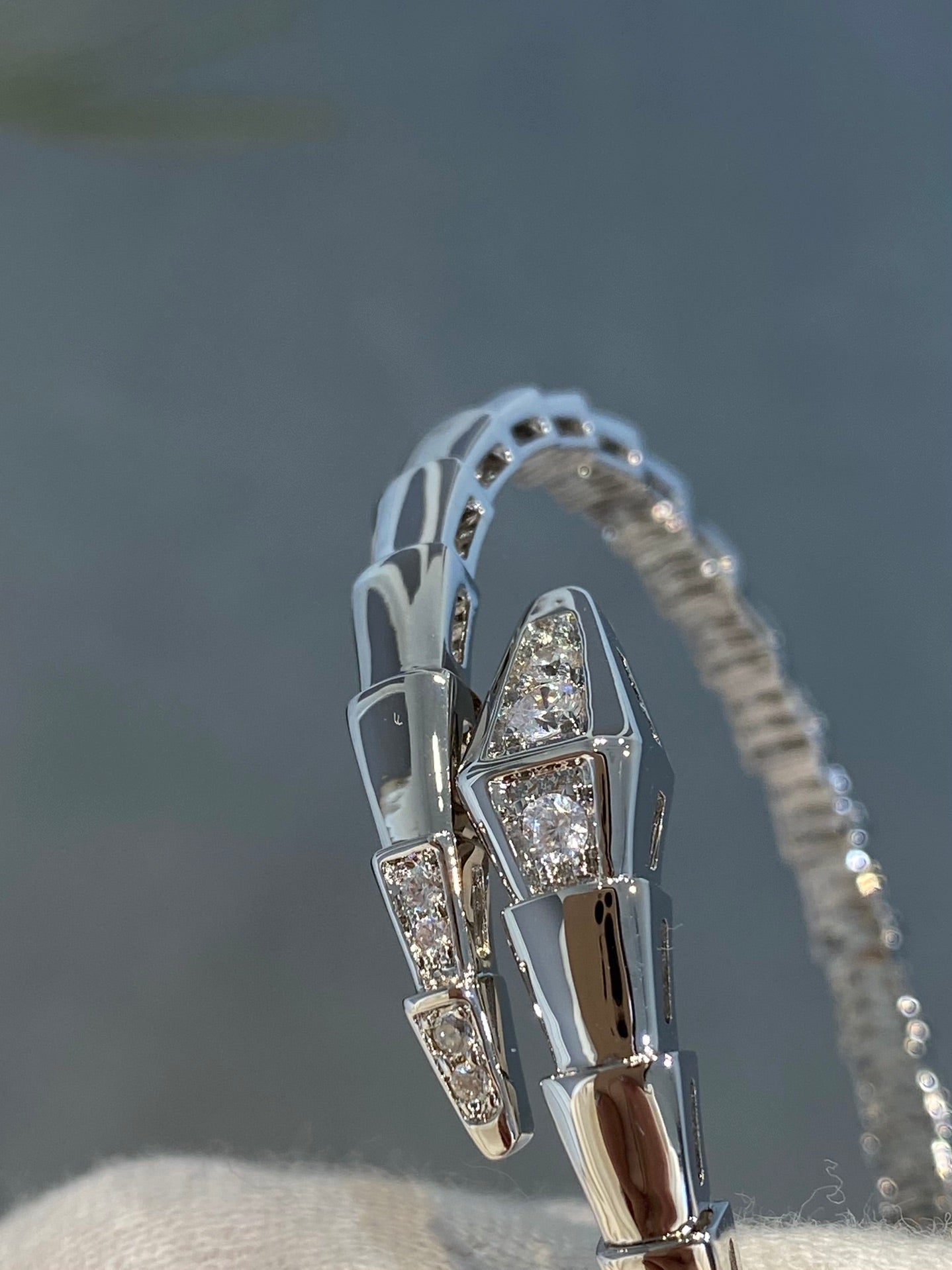 [Love's Uplift]SERPENTI BRACELET DIAMONDS SILVER