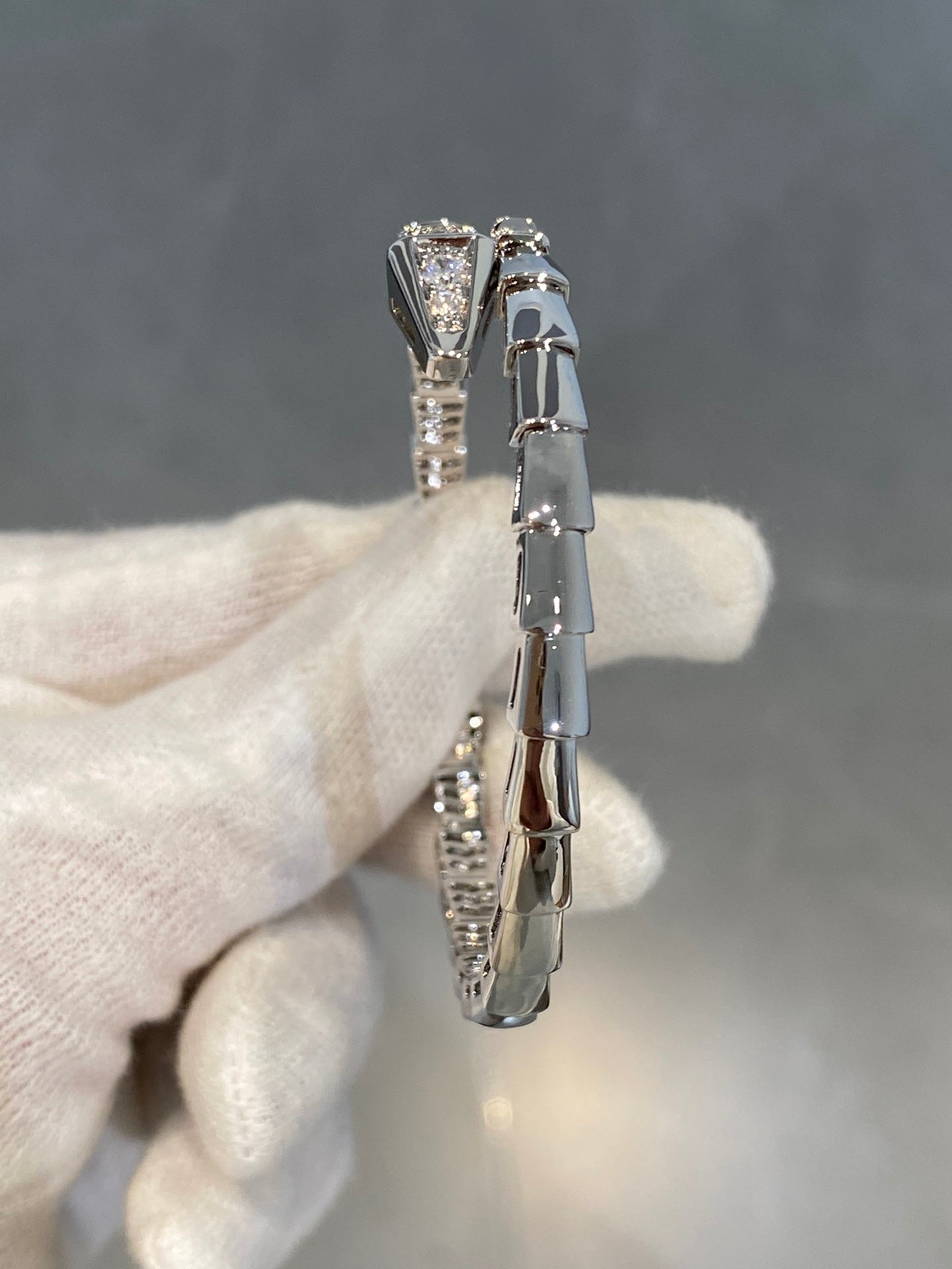 [Love's Uplift]SERPENTI BRACELET DIAMONDS SILVER