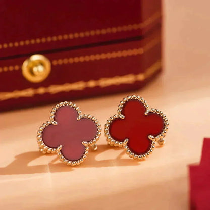 [Love's Uplift]CLOVER MEDIUM 1 MOTIFS CARNELIAN  EARRINGS