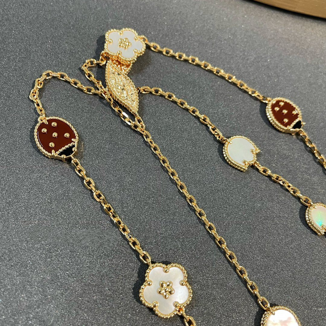 [Love's Uplift]LUCKY SPRING 15 MOTIFS GOLD NECKLACE