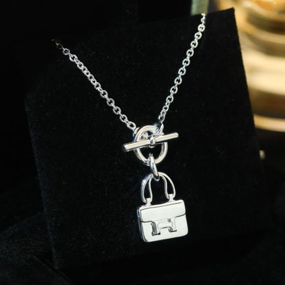 [Love's Uplift]POP H PEDANT SILVER NECKLACE