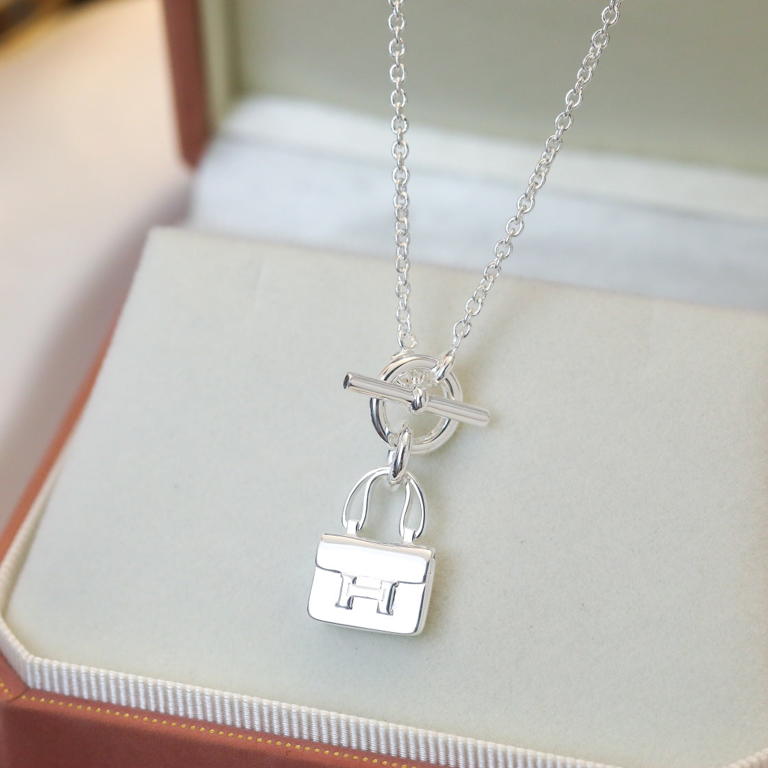 [Love's Uplift]POP H PEDANT SILVER NECKLACE