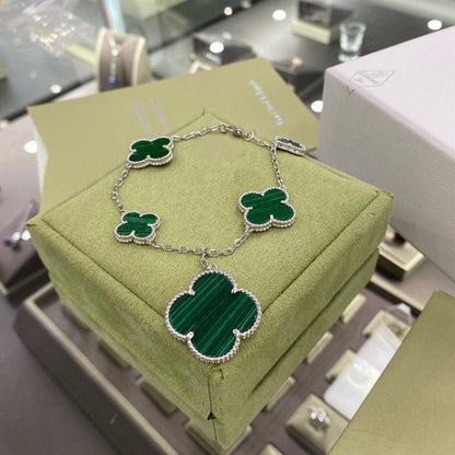 [Love's Uplift]CLOVER 5 MOTIFS SIVLER MALACHITE BRACELET