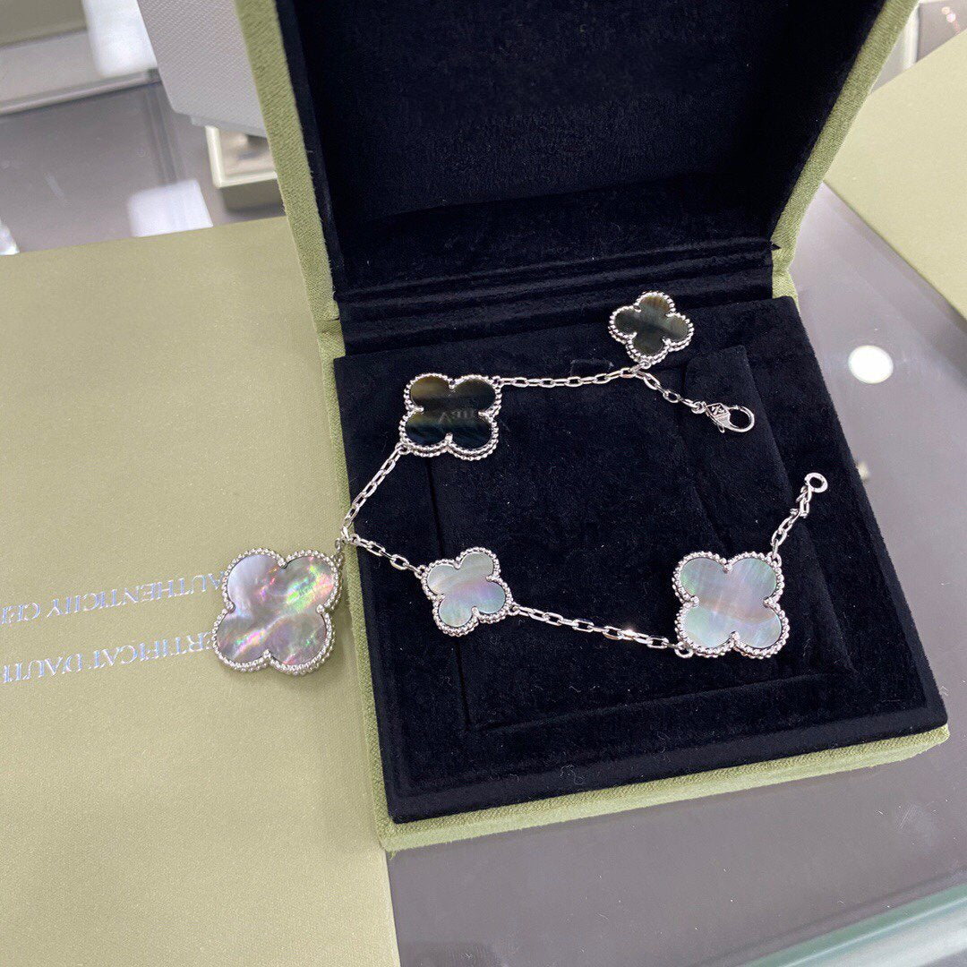 [Love's Uplift]CLOVER 5 MOTIFS SIVLER DARK MOP BRACELET