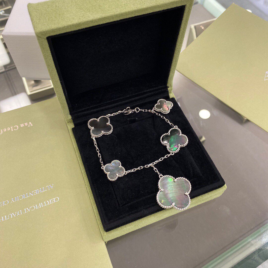 [Love's Uplift]CLOVER 5 MOTIFS SIVLER DARK MOP BRACELET