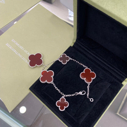 [Love's Uplift]CLOVER 5 MOTIFS SIVLER CARNELIAN BRACELET